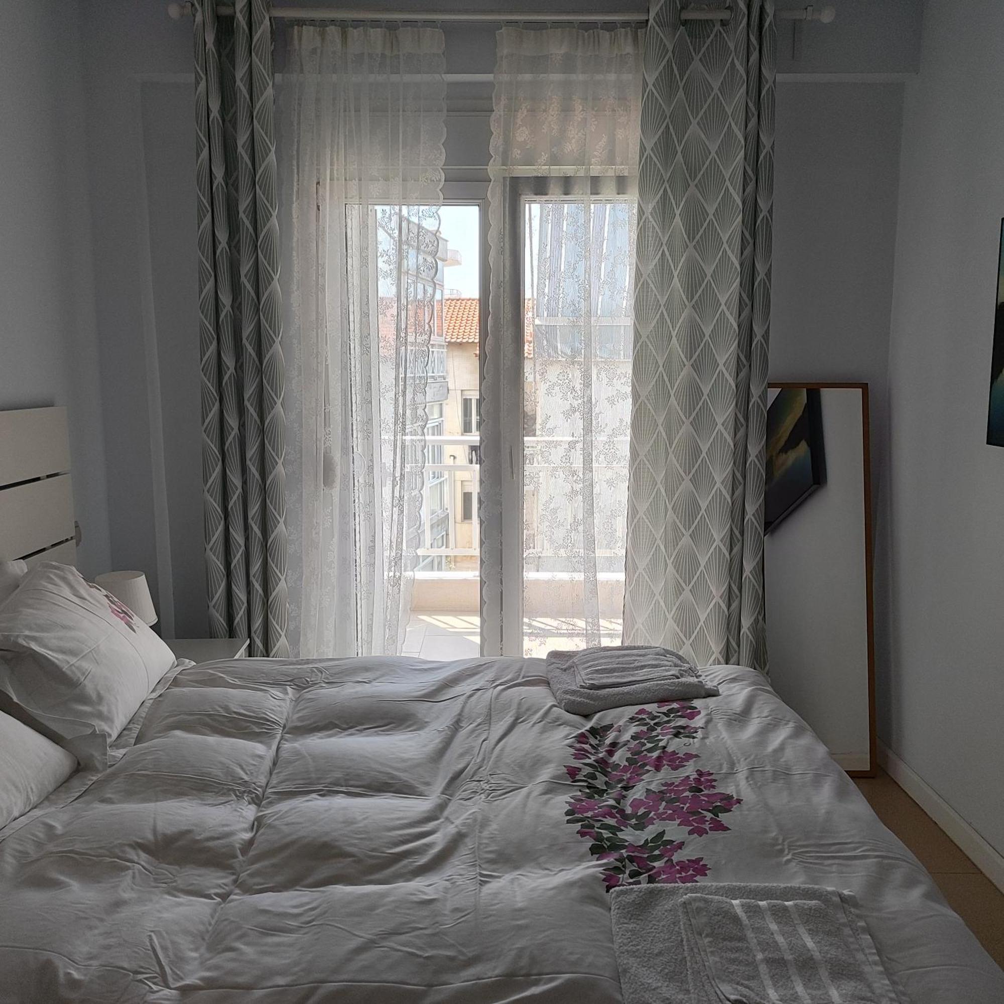 Christina-2 Apartment Peraia  Ngoại thất bức ảnh