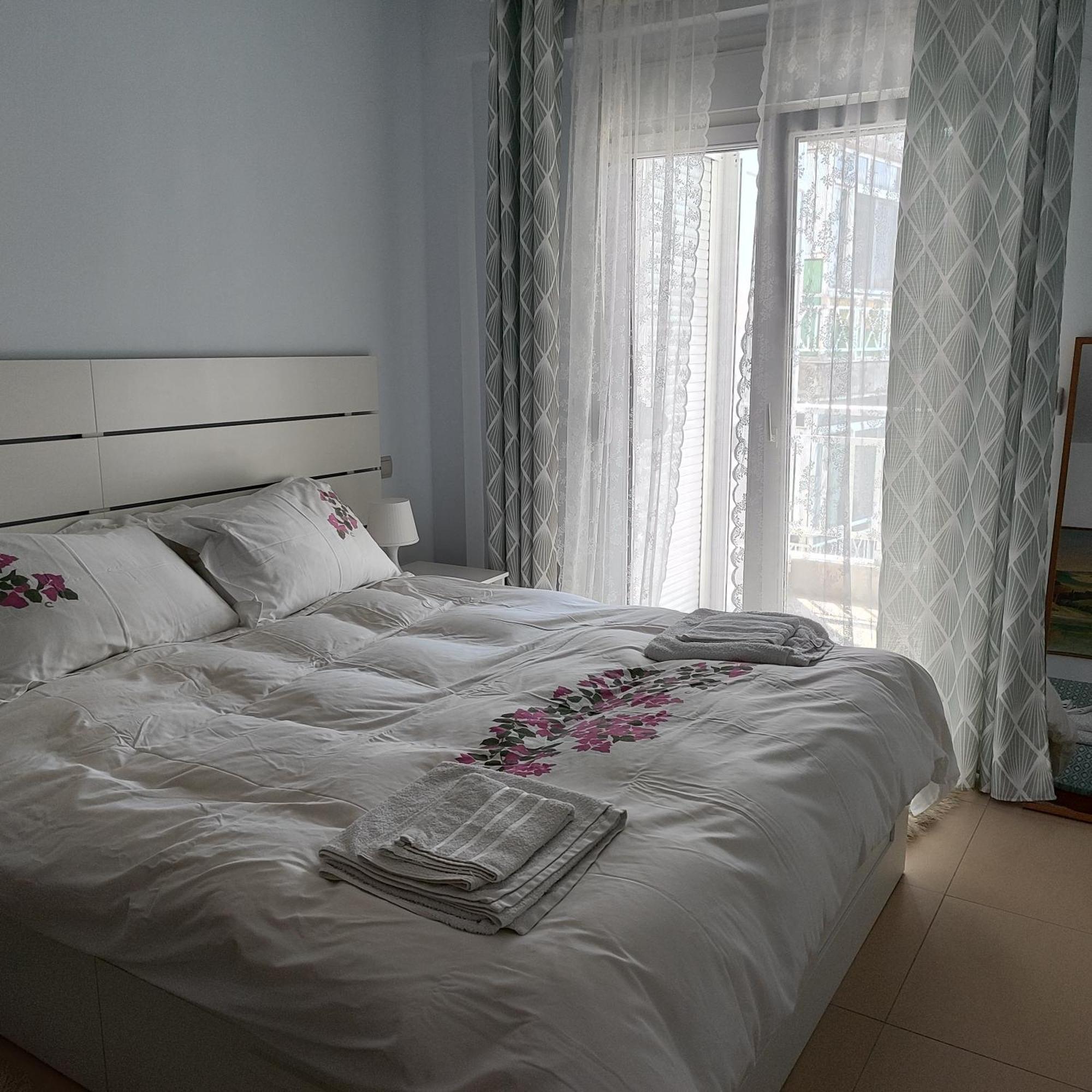 Christina-2 Apartment Peraia  Ngoại thất bức ảnh