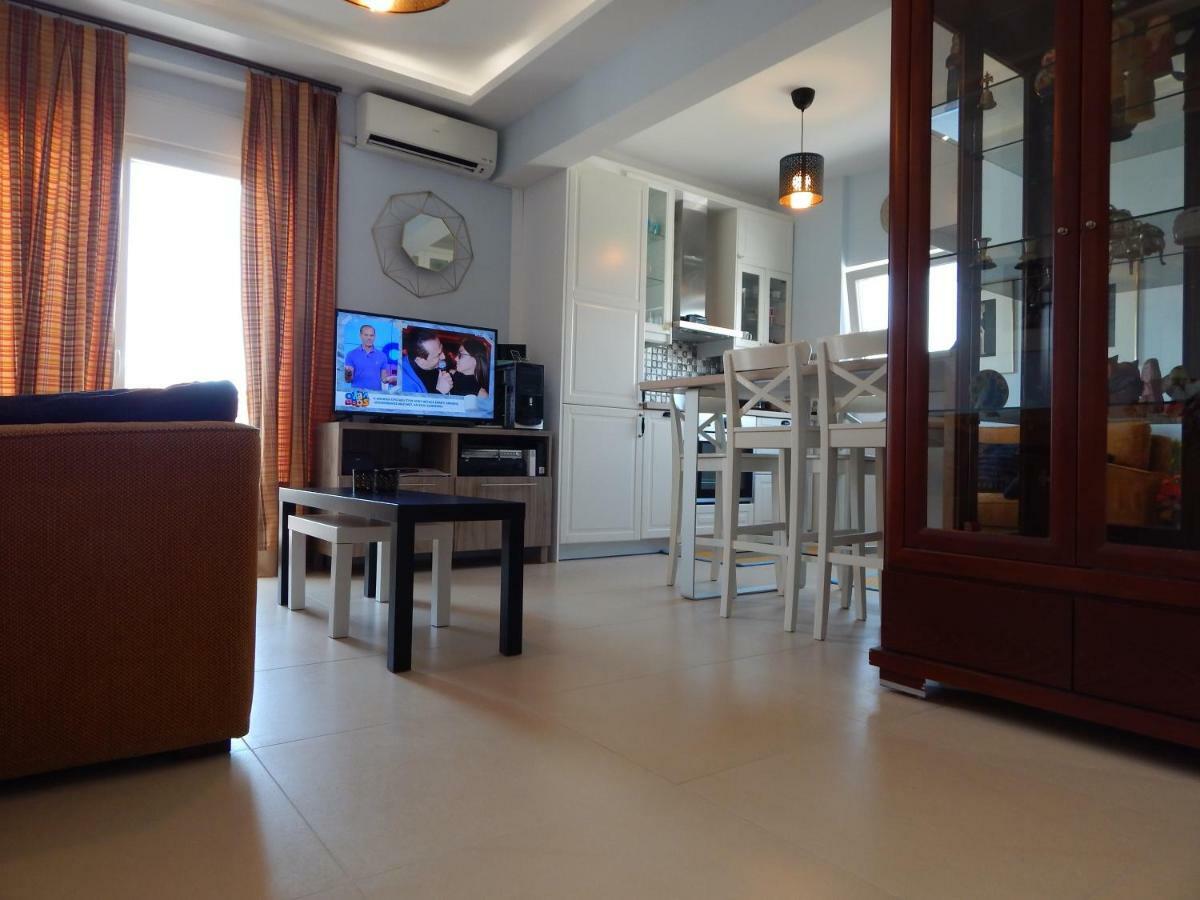 Christina-2 Apartment Peraia  Ngoại thất bức ảnh