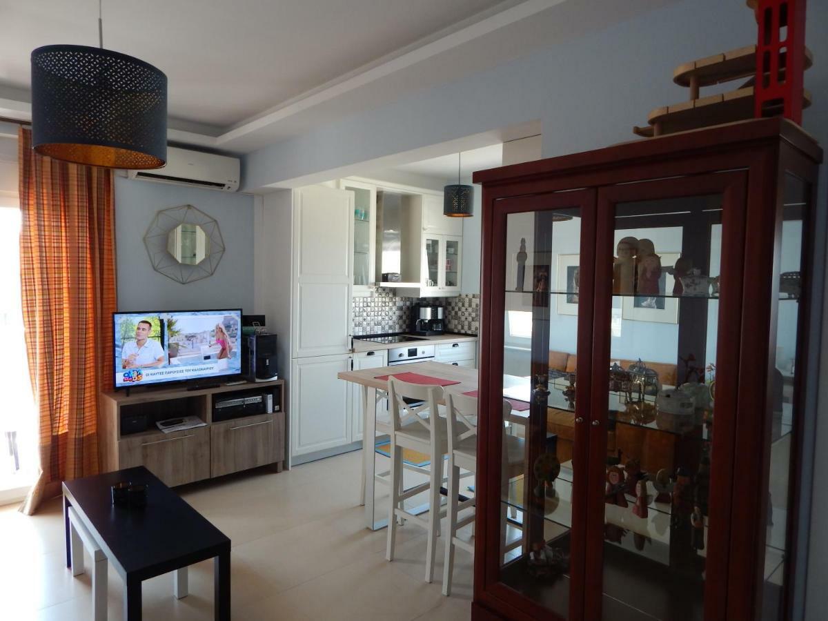 Christina-2 Apartment Peraia  Ngoại thất bức ảnh